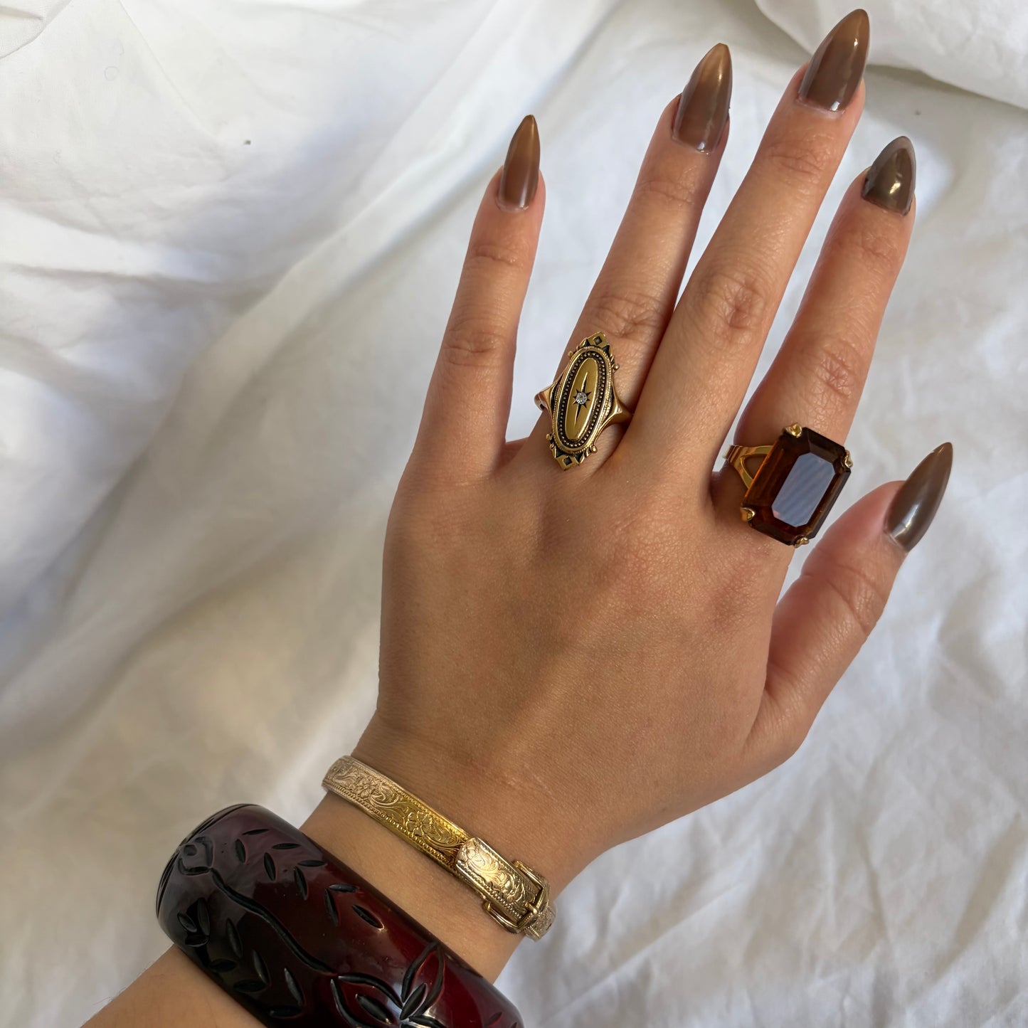 Vintage Gold Tone Avon Kensington Ring