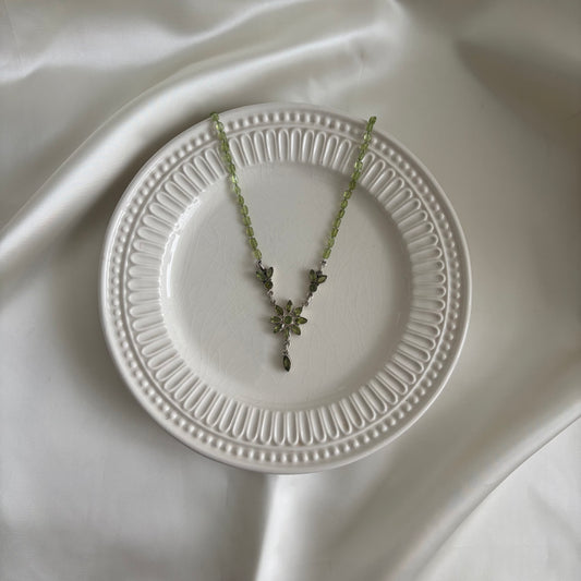 Vintage Sterling Peridot Lariat Necklace