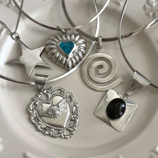 Vintage Sterling Cherub Heart Torque