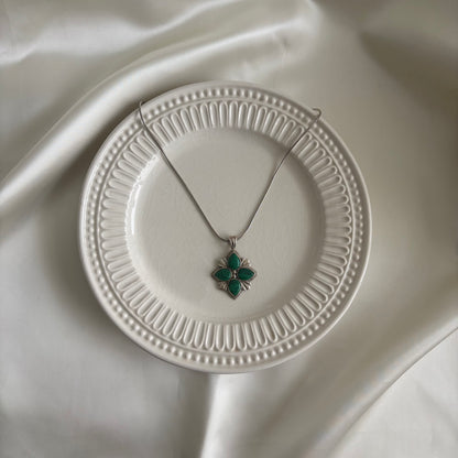 Vintage Sterling Malachite Necklace