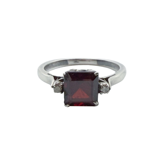 Vintage Sterling Garnet Ring