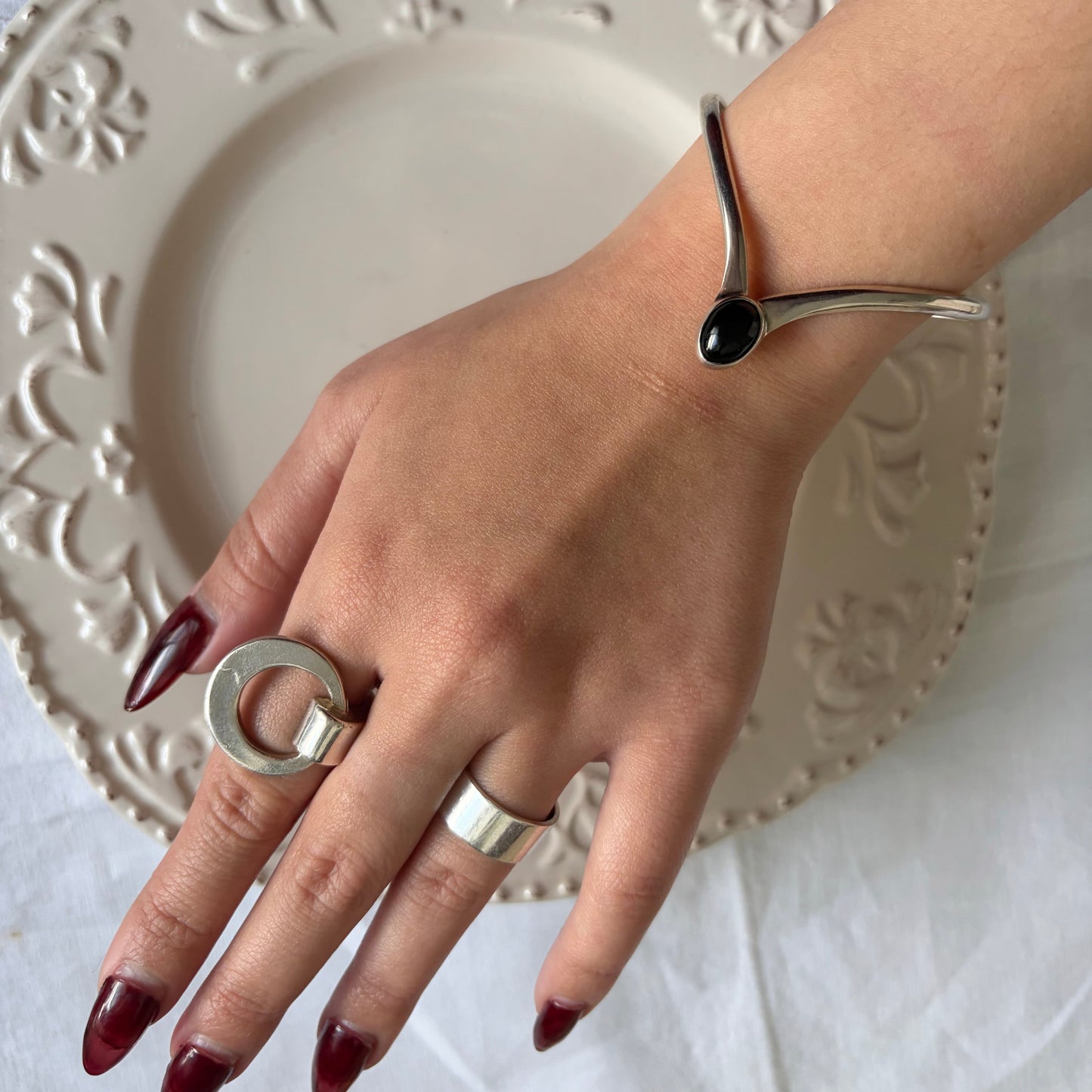 Vintage Sterling Onyx V Cuff